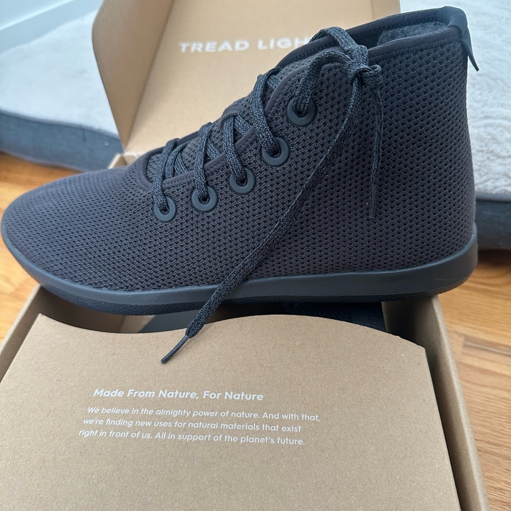 Allbirds Mens Sneakers- charcoal color